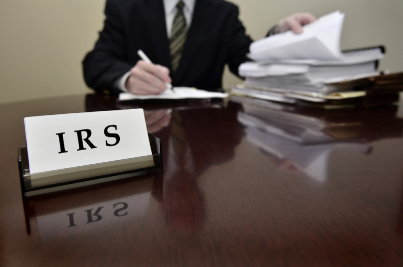 4 Tips for Knoxville Taxpayers Owing the IRS